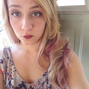 Meet your Posher, Alexandra